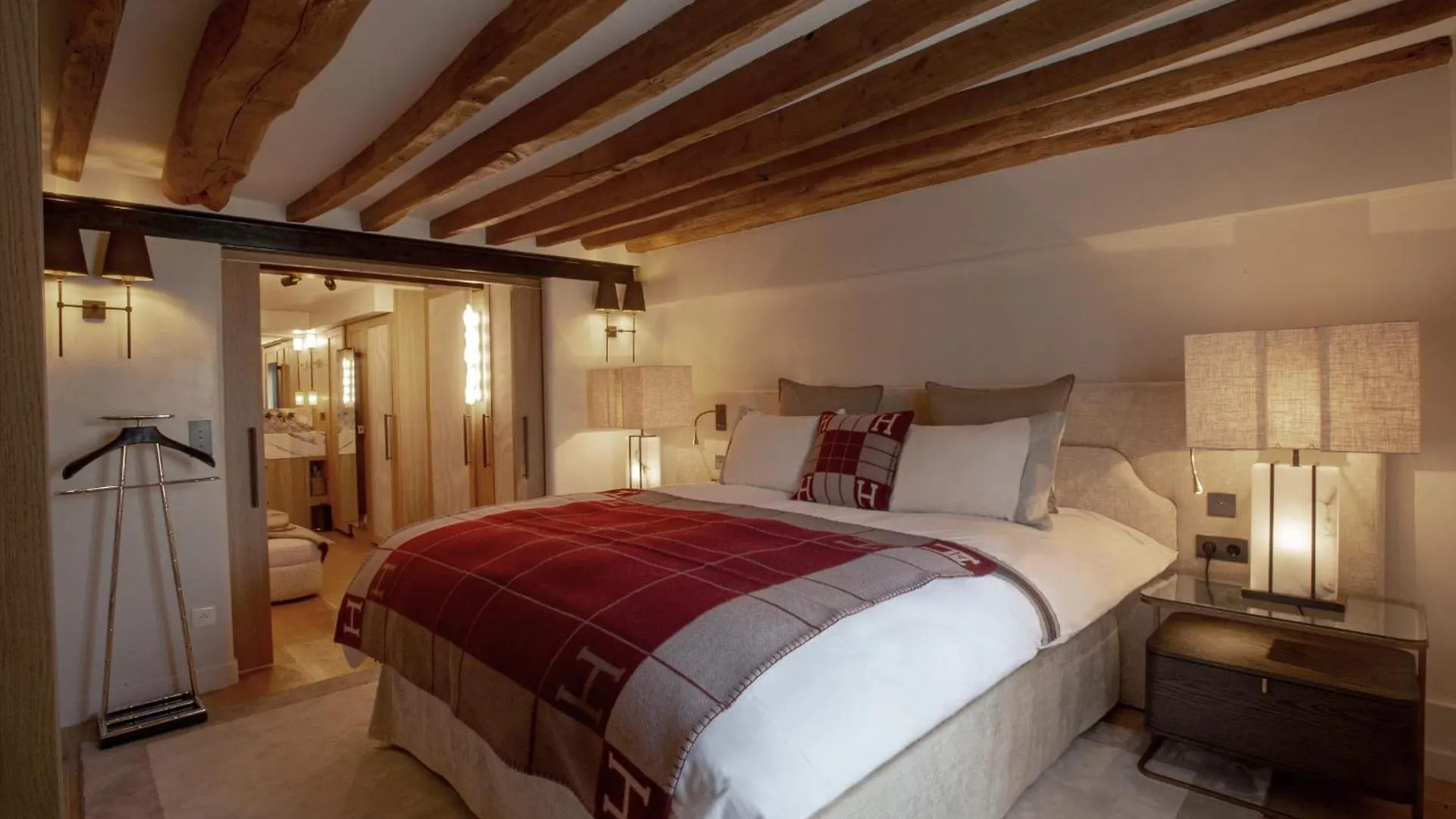 Luxueux Appartement, Avec Terrasse Vue Champs-elysees *
