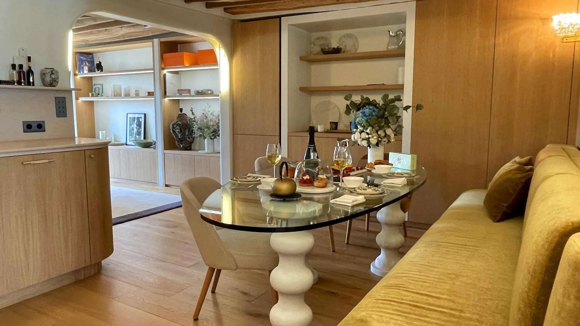 Luxueux Appartement, Avec Terrasse Vue Champs-elysees Apartment