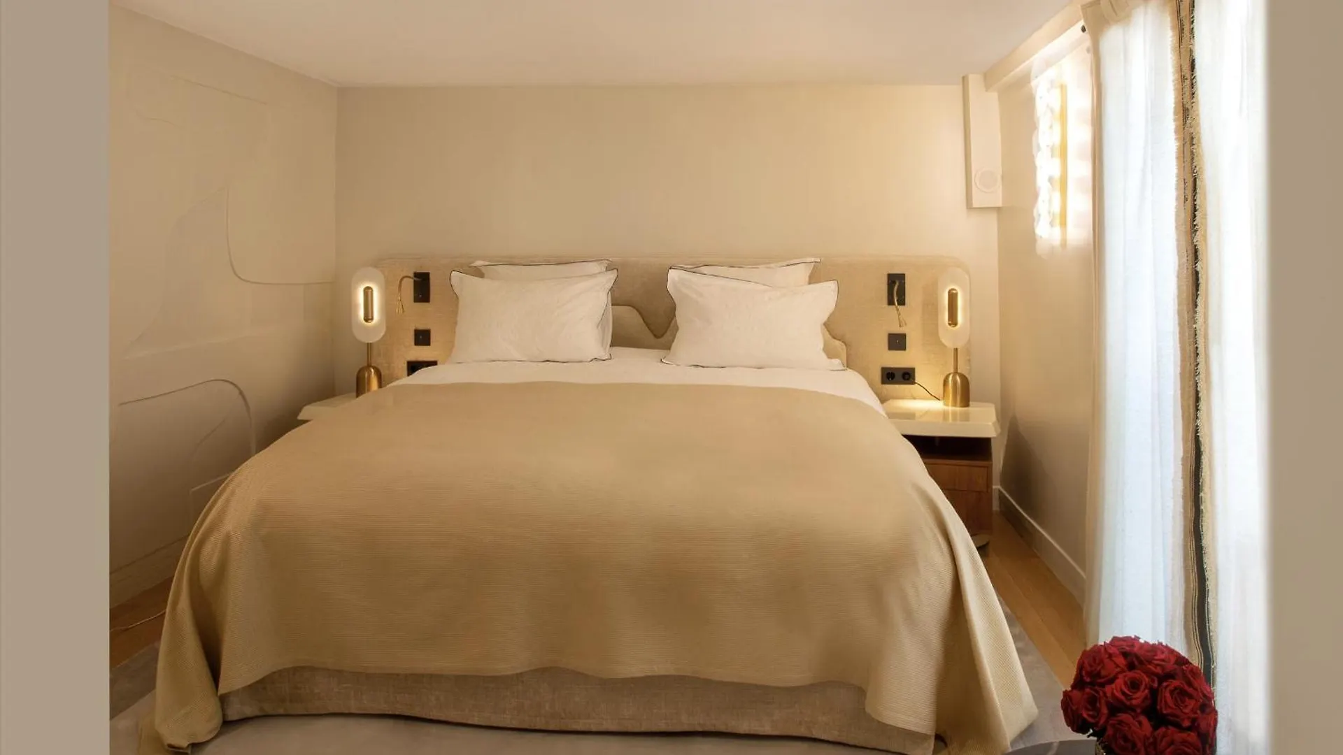 Luxueux Appartement, Avec Terrasse Vue Champs-elysees *